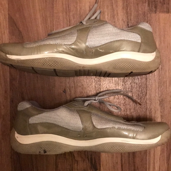 Prada Grey patent leather low sneaker. Size 12 - Picture 4 of 8